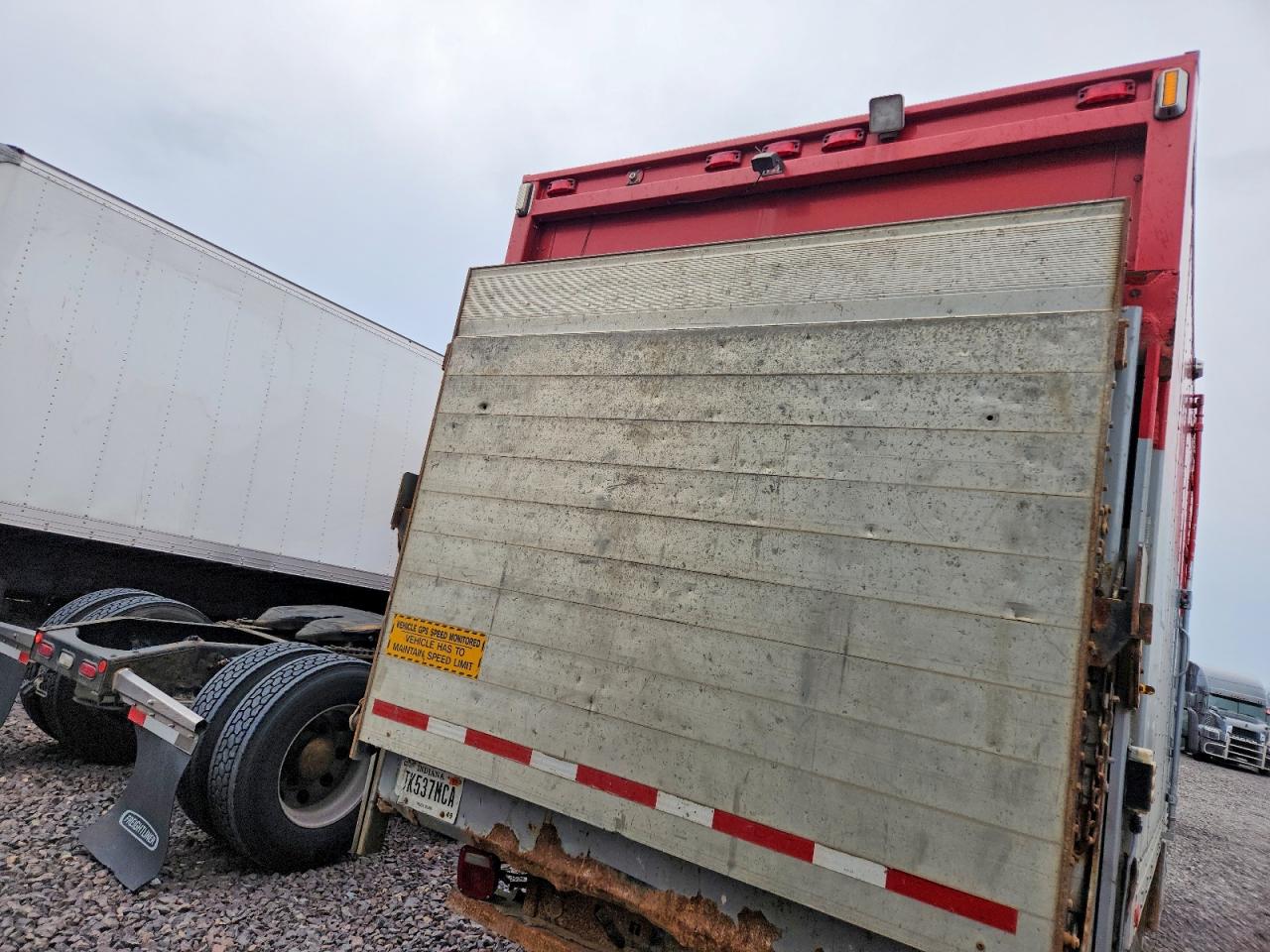 2013 FORD F550 SUPER DUTY BOX TRUCK photo 6