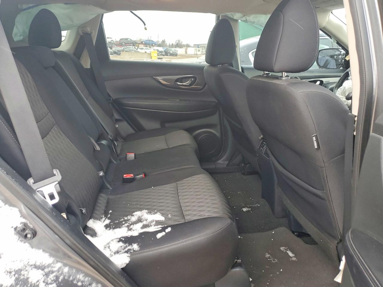 2018 NISSAN ROGUE S photo 10
