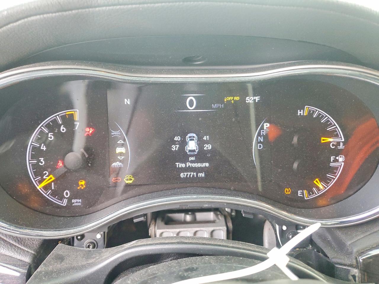 2020 JEEP GRAND CHEROKEE OVERLAND photo 9