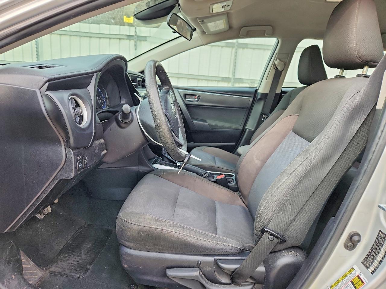 2018 TOYOTA COROLLA L photo 7