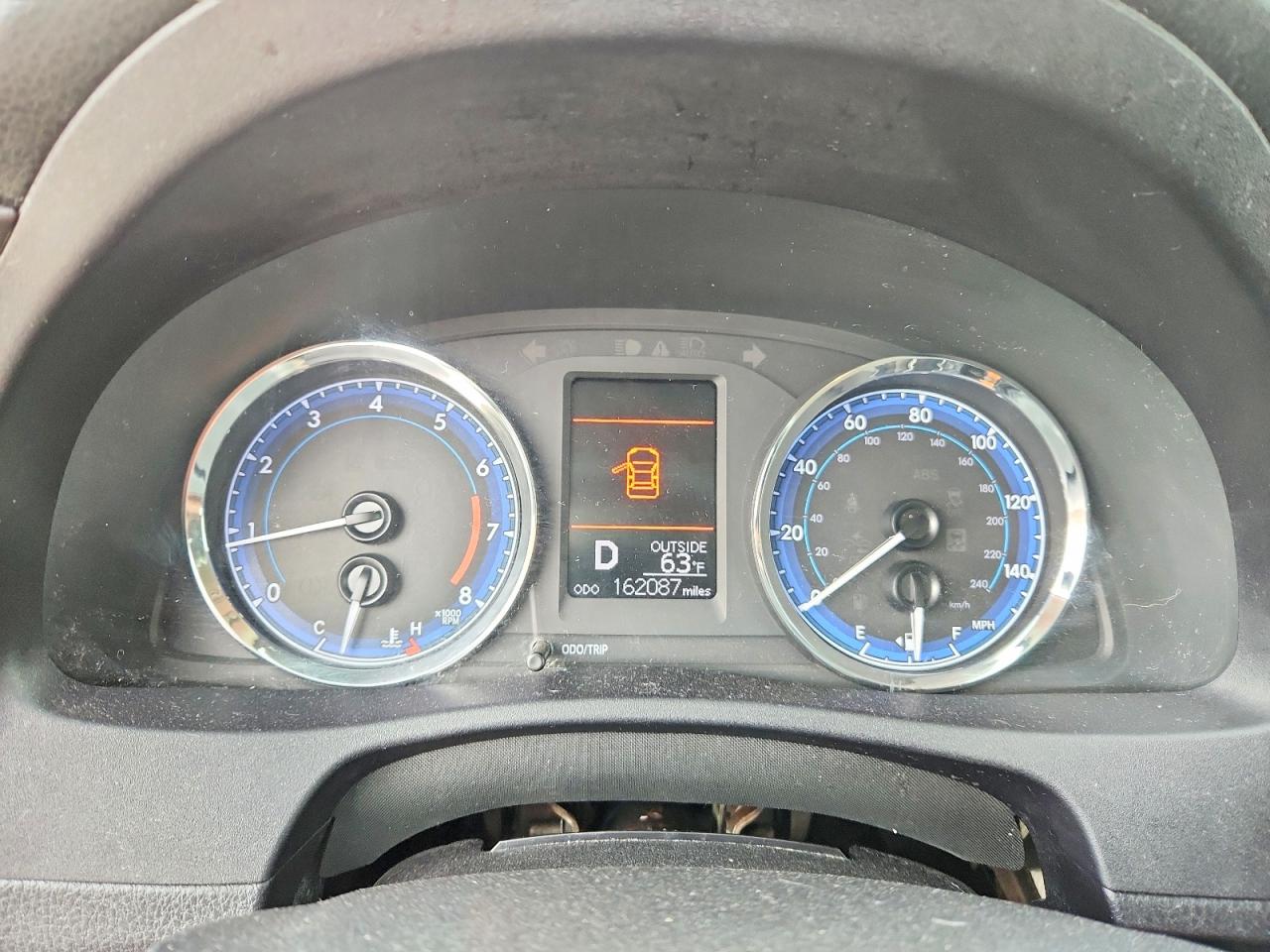 2018 TOYOTA COROLLA L photo 9