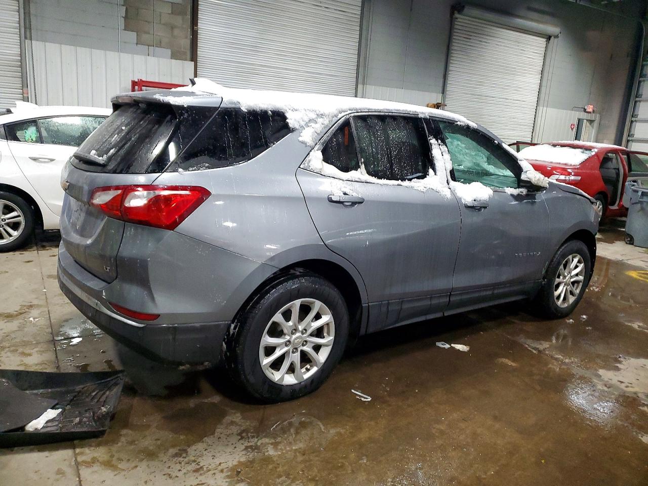 2018 CHEVROLET EQUINOX LT photo 3