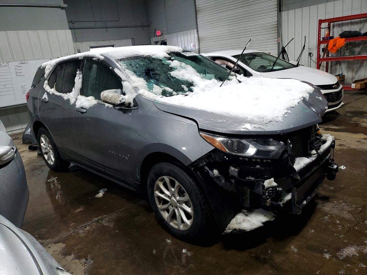 2018 CHEVROLET EQUINOX LT photo 4