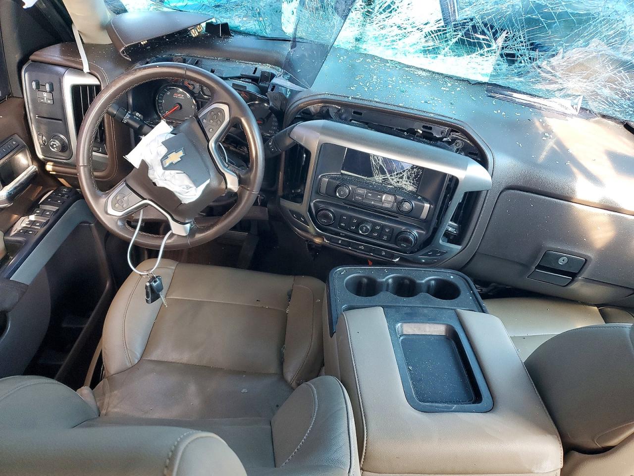 2015 CHEVROLET SILVERADO C1500 LTZ photo 8
