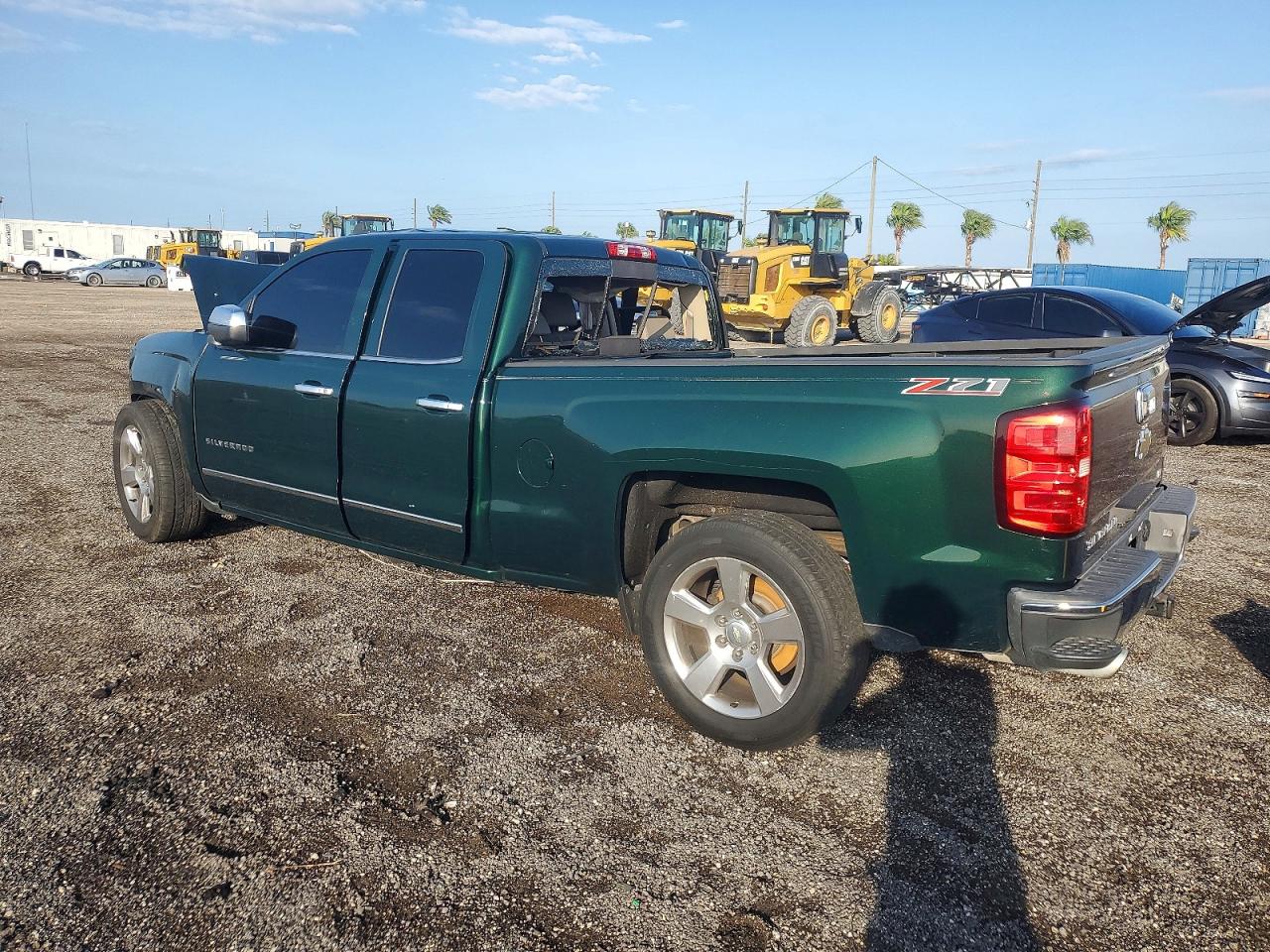 2015 CHEVROLET SILVERADO C1500 LTZ photo 2