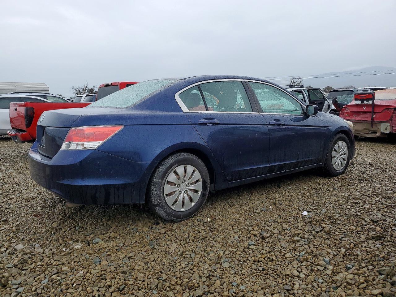 2009 HONDA ACCORD LX photo 3