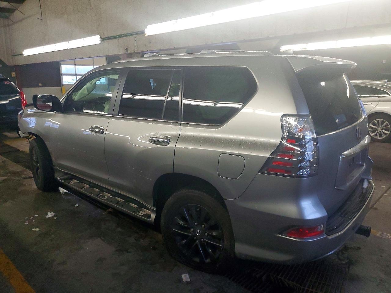 2020 LEXUS GX 460 PREMIUM photo 2