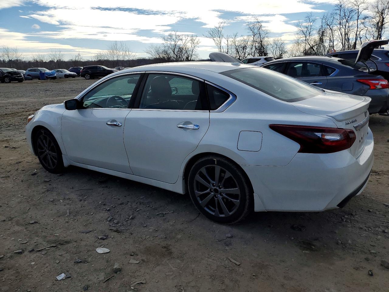 2018 NISSAN ALTIMA 2.5 photo 2
