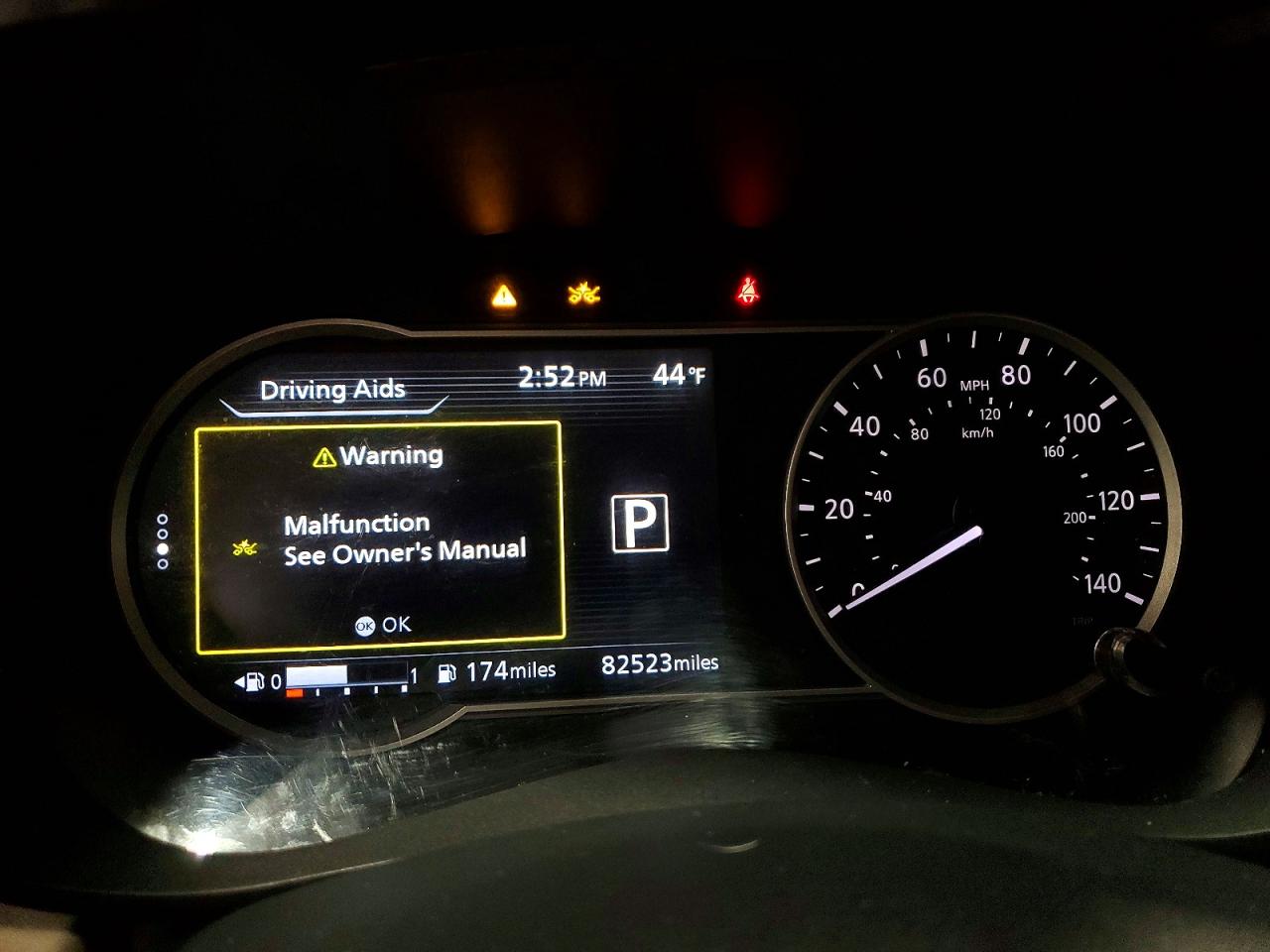 2021 NISSAN VERSA SV photo 9