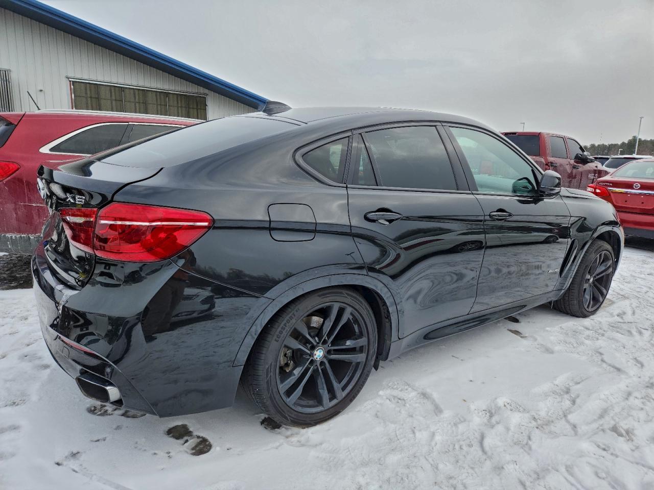 2015 BMW X6 XDRIVE35I photo 3