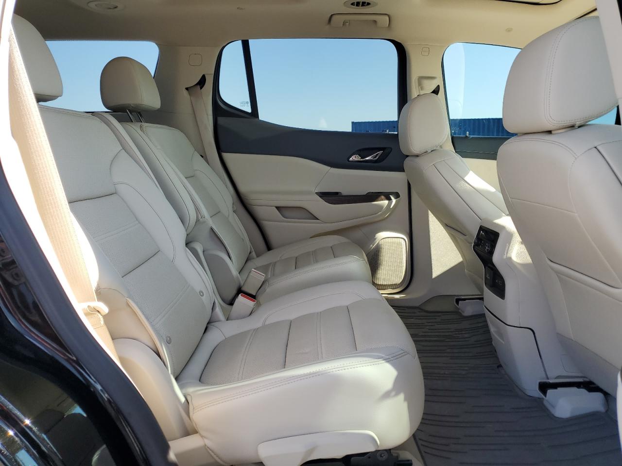 2021 GMC ACADIA DENALI photo 11