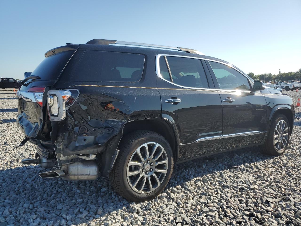 2021 GMC ACADIA DENALI photo 3