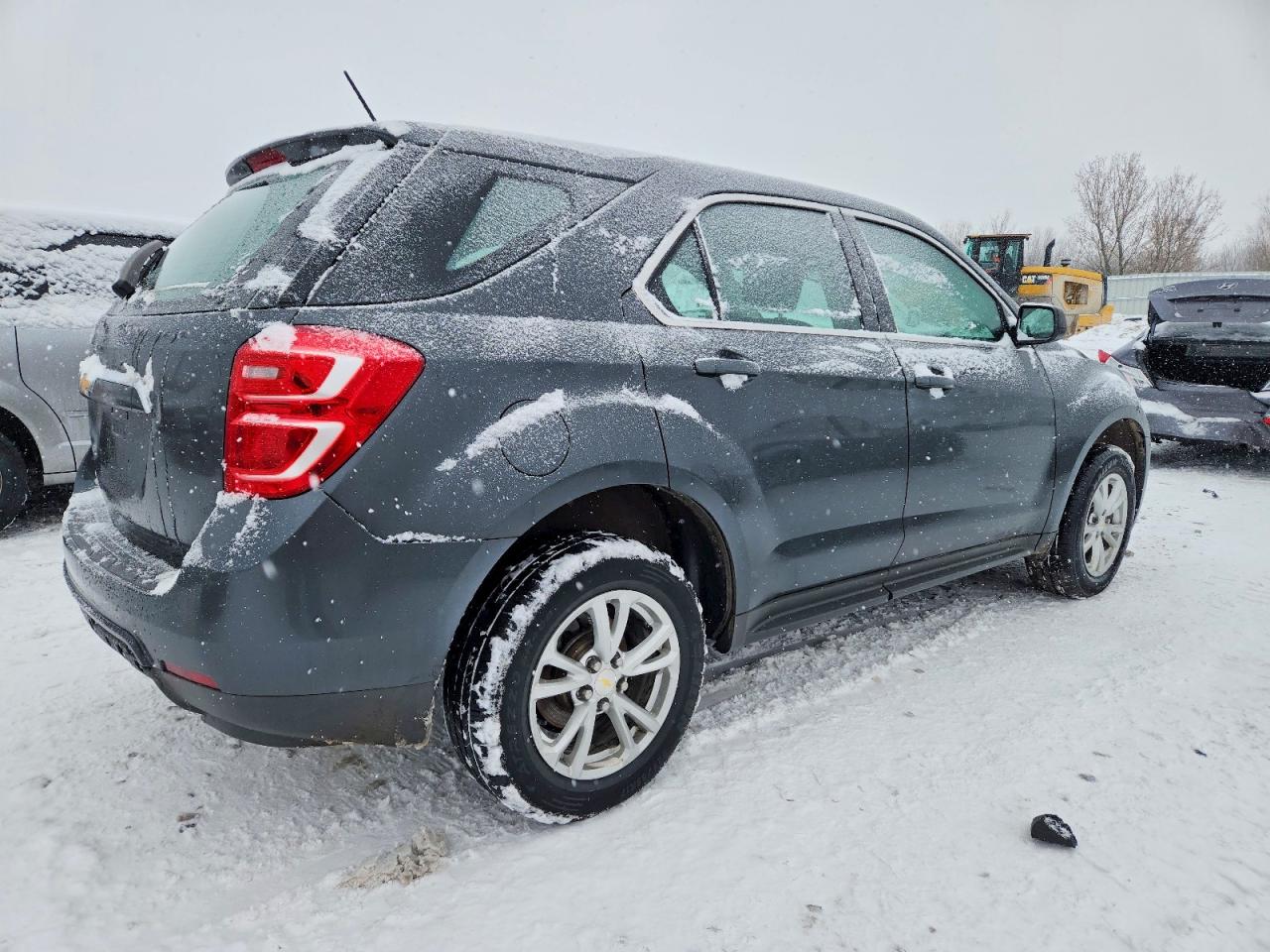 2017 CHEVROLET EQUINOX LS photo 3