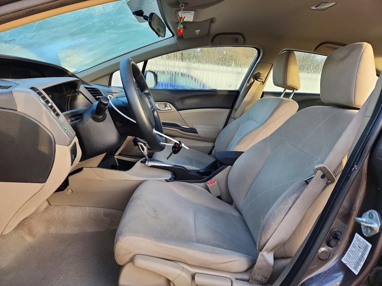2012 HONDA CIVIC LX photo 7