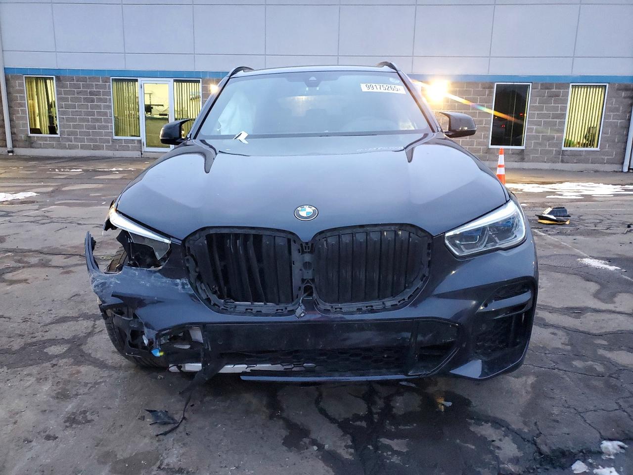 2022 BMW X5 XDRIVE40I photo 5