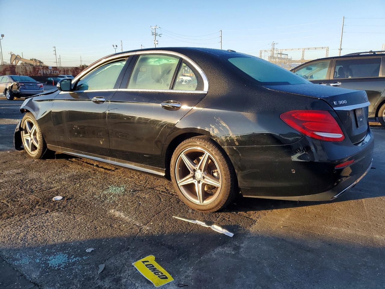 2017 MERCEDES-BENZ E 300 photo 2