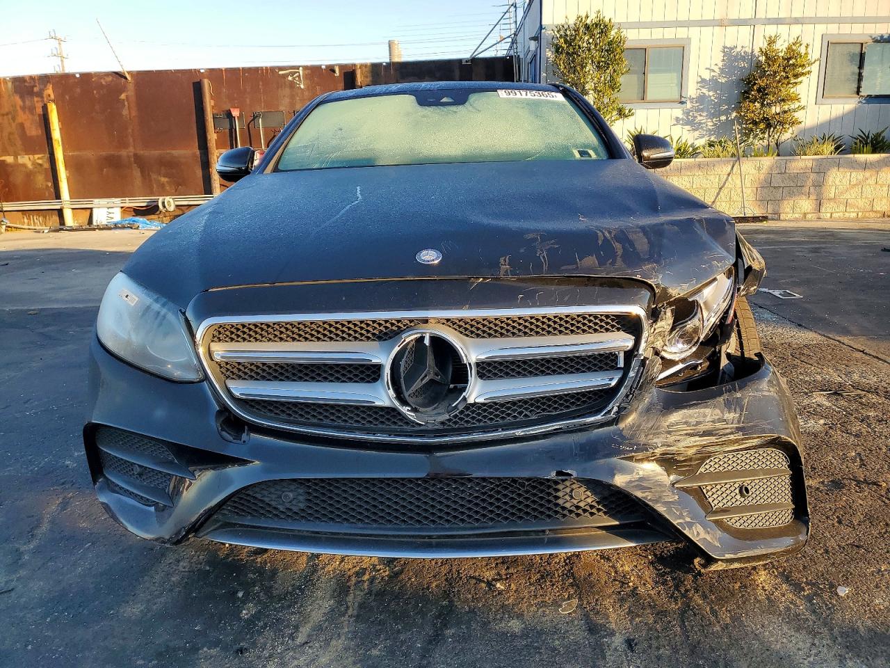 2017 MERCEDES-BENZ E 300 photo 5