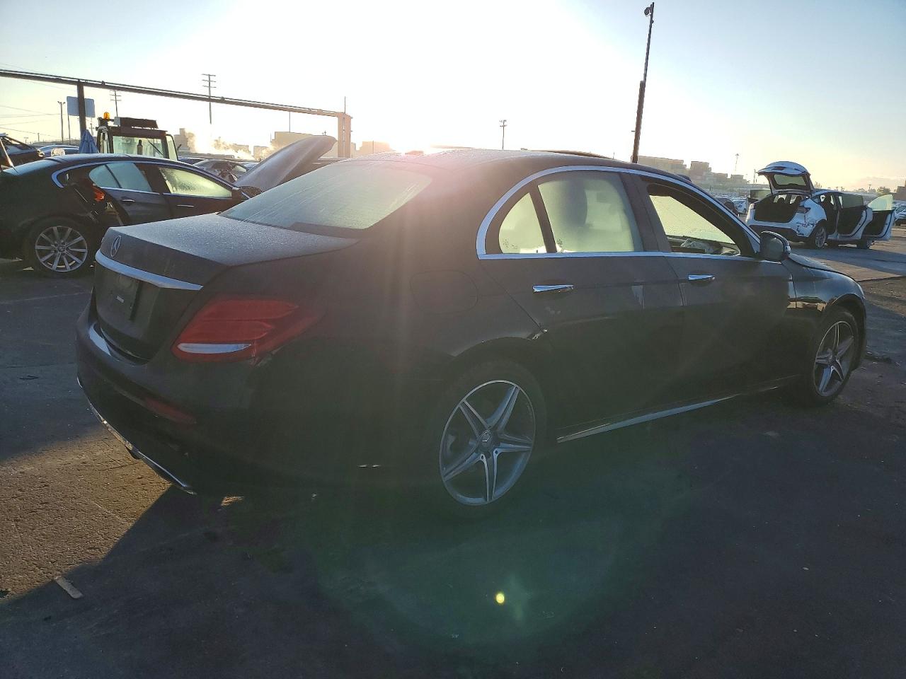2017 MERCEDES-BENZ E 300 photo 3