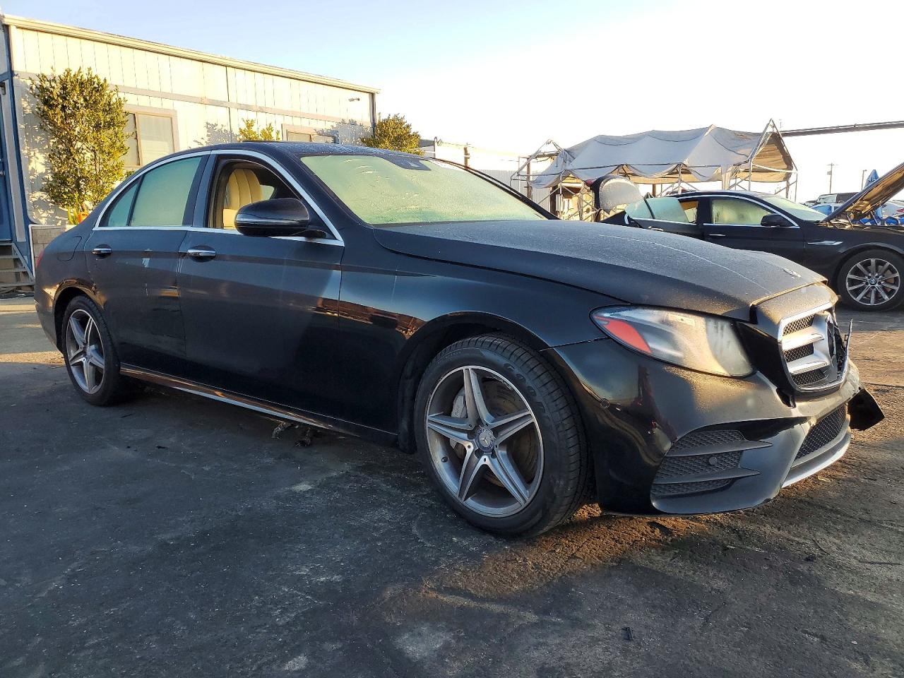 2017 MERCEDES-BENZ E 300 photo 4