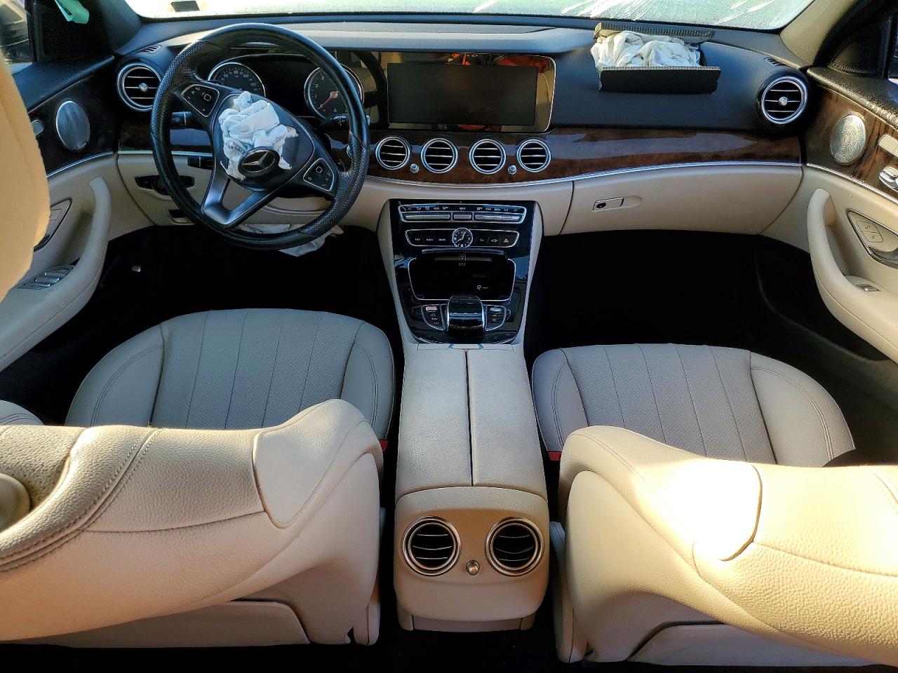 2017 MERCEDES-BENZ E 300 photo 8