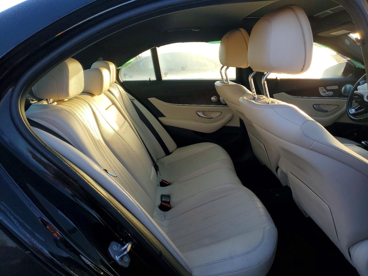 2017 MERCEDES-BENZ E 300 photo 10