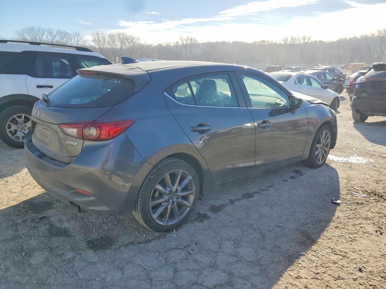 2018 MAZDA 3 TOURING photo 3