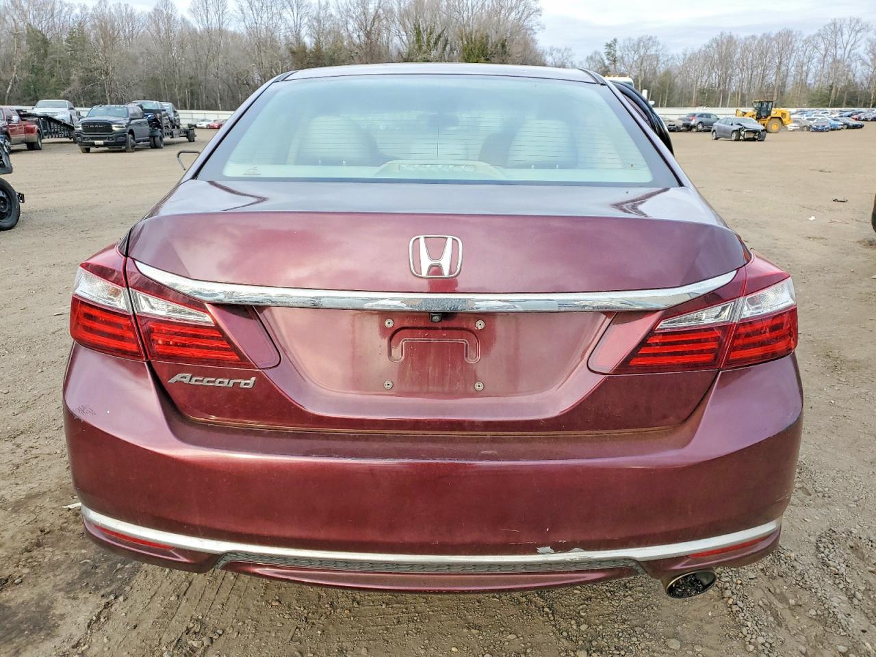2016 HONDA ACCORD LX photo 6