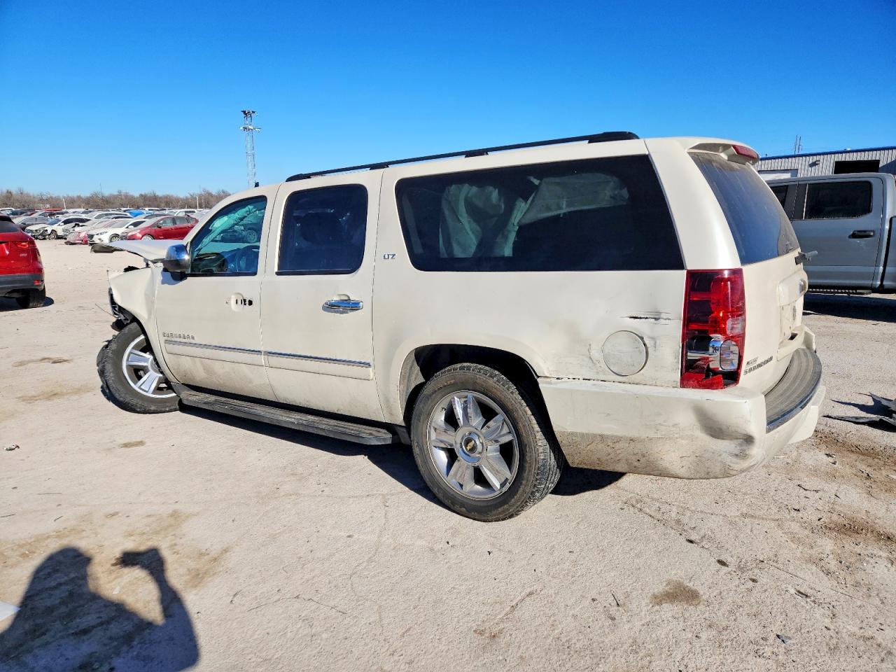 2010 CHEVROLET SUBURBAN K1500 LTZ photo 2