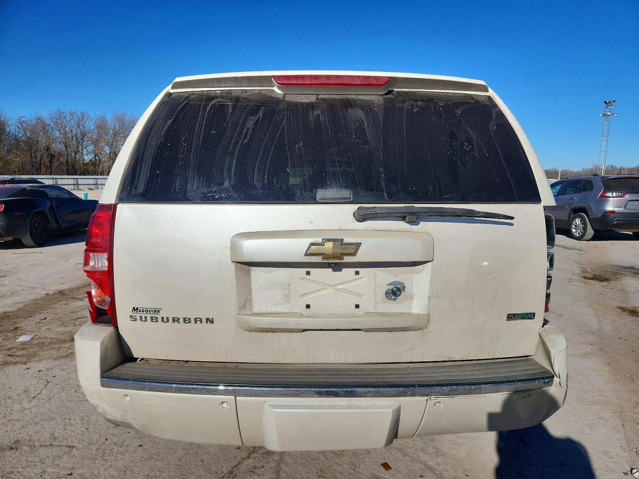 2010 CHEVROLET SUBURBAN K1500 LTZ photo 6