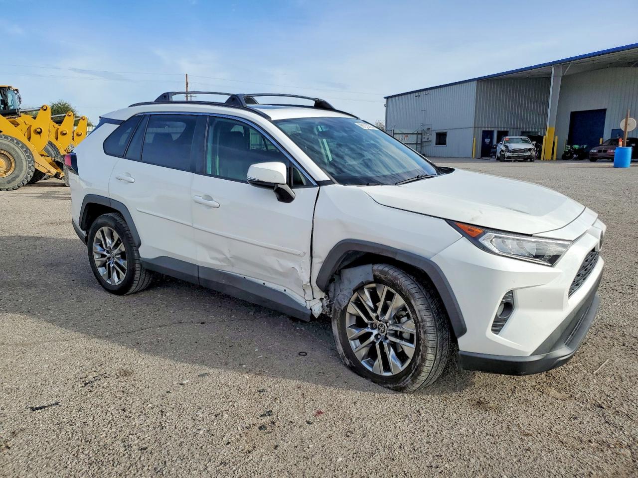 2019 TOYOTA RAV4 XLE PREMIUM photo 4