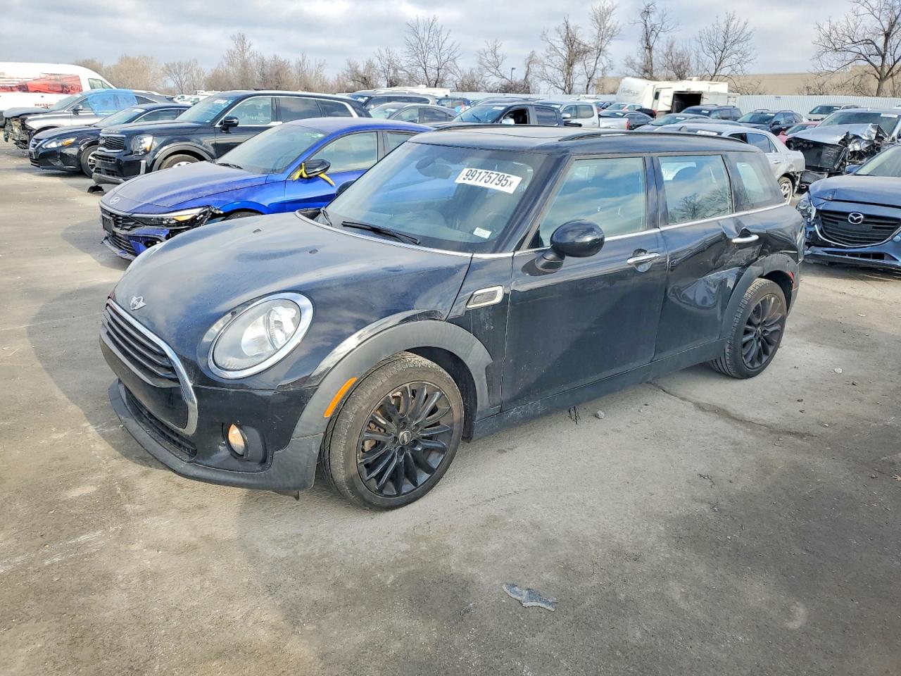 2017 MINI COOPER