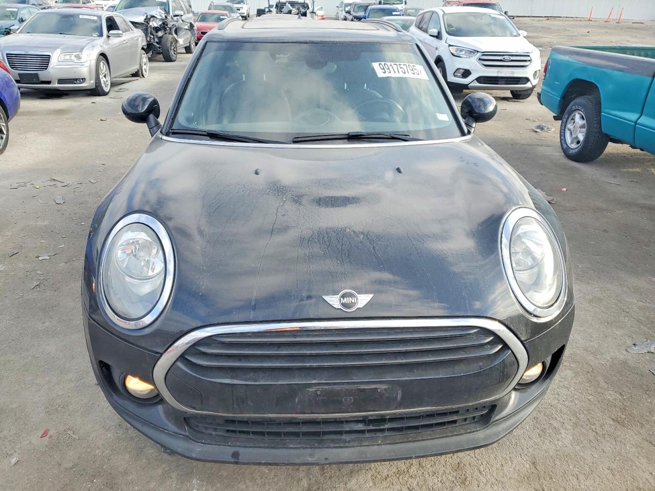 2017 MINI COOPER CLUBMAN photo 5