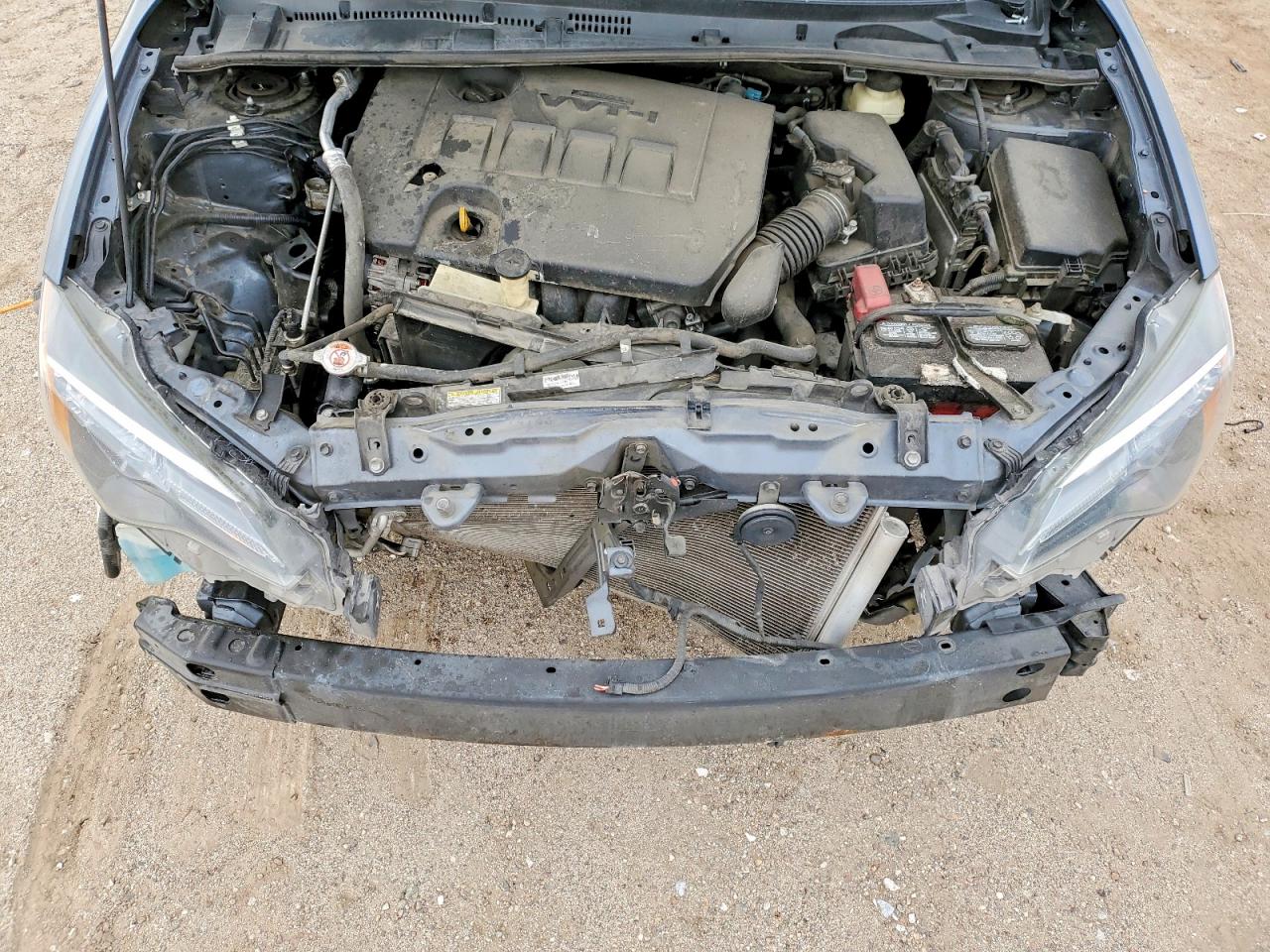 2018 TOYOTA COROLLA L photo 11