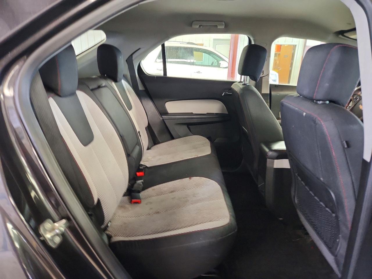 2016 CHEVROLET EQUINOX LS photo 11