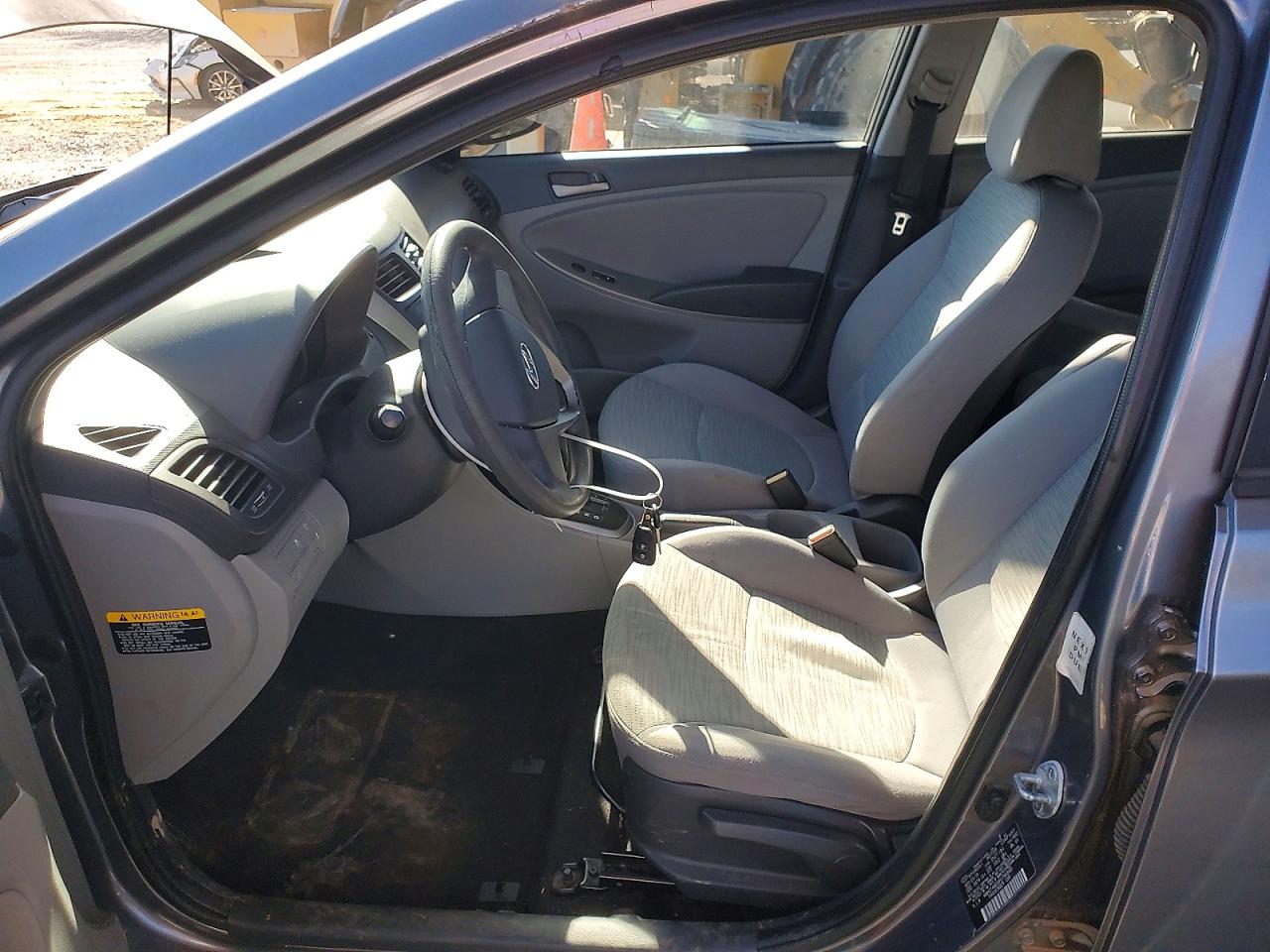 2015 HYUNDAI ACCENT GLS photo 7