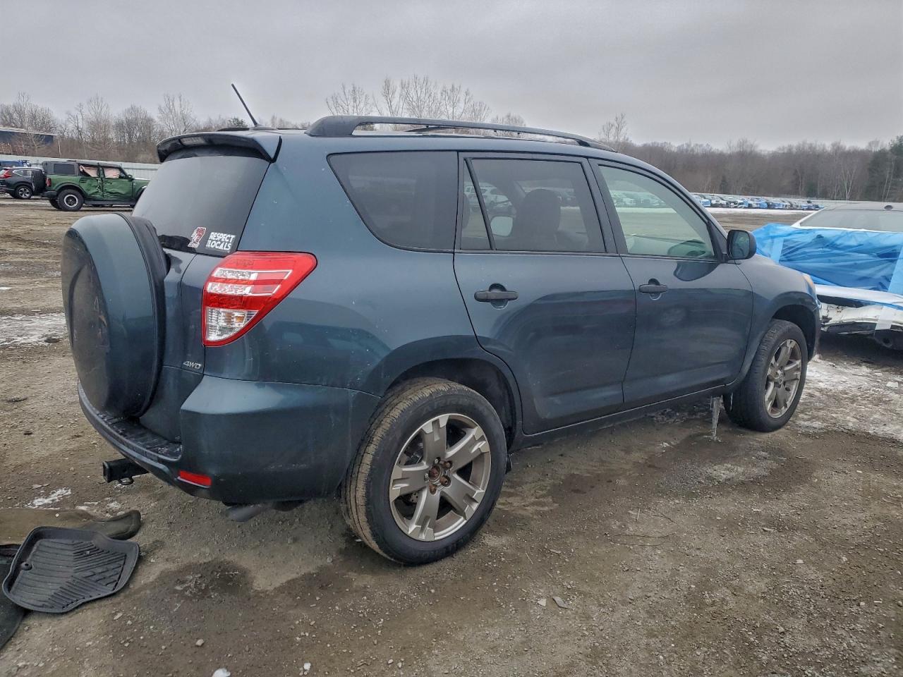 2009 TOYOTA RAV4 photo 3