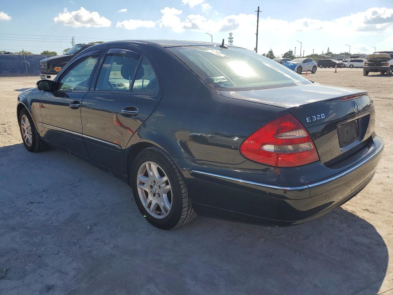 2005 MERCEDES-BENZ E 320 CDI photo 2