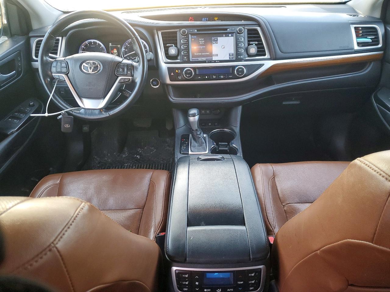 2018 TOYOTA HIGHLANDER LIMITED photo 8