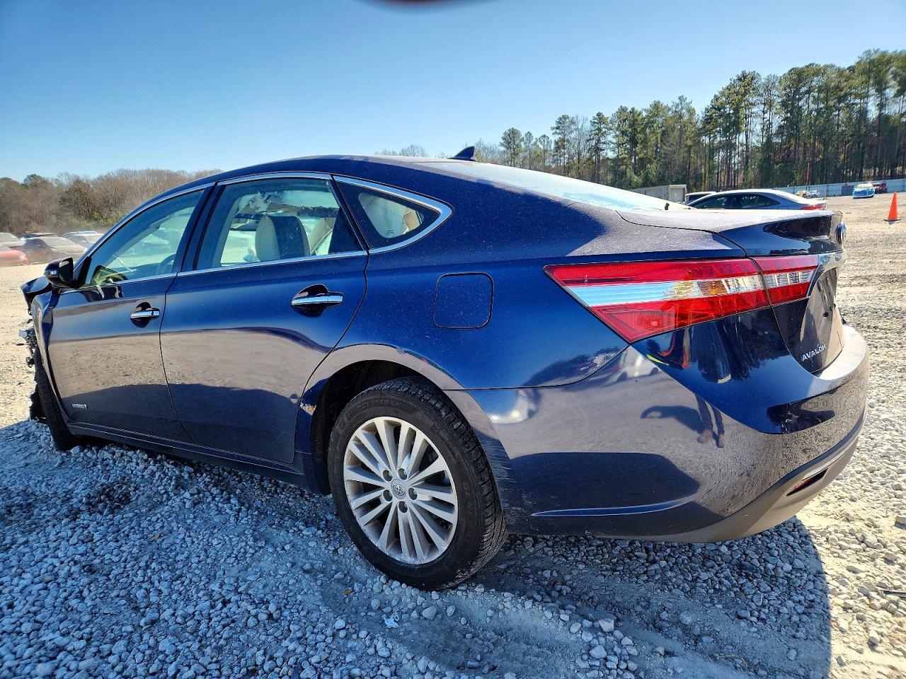 2013 TOYOTA AVALON HYBRID photo 3