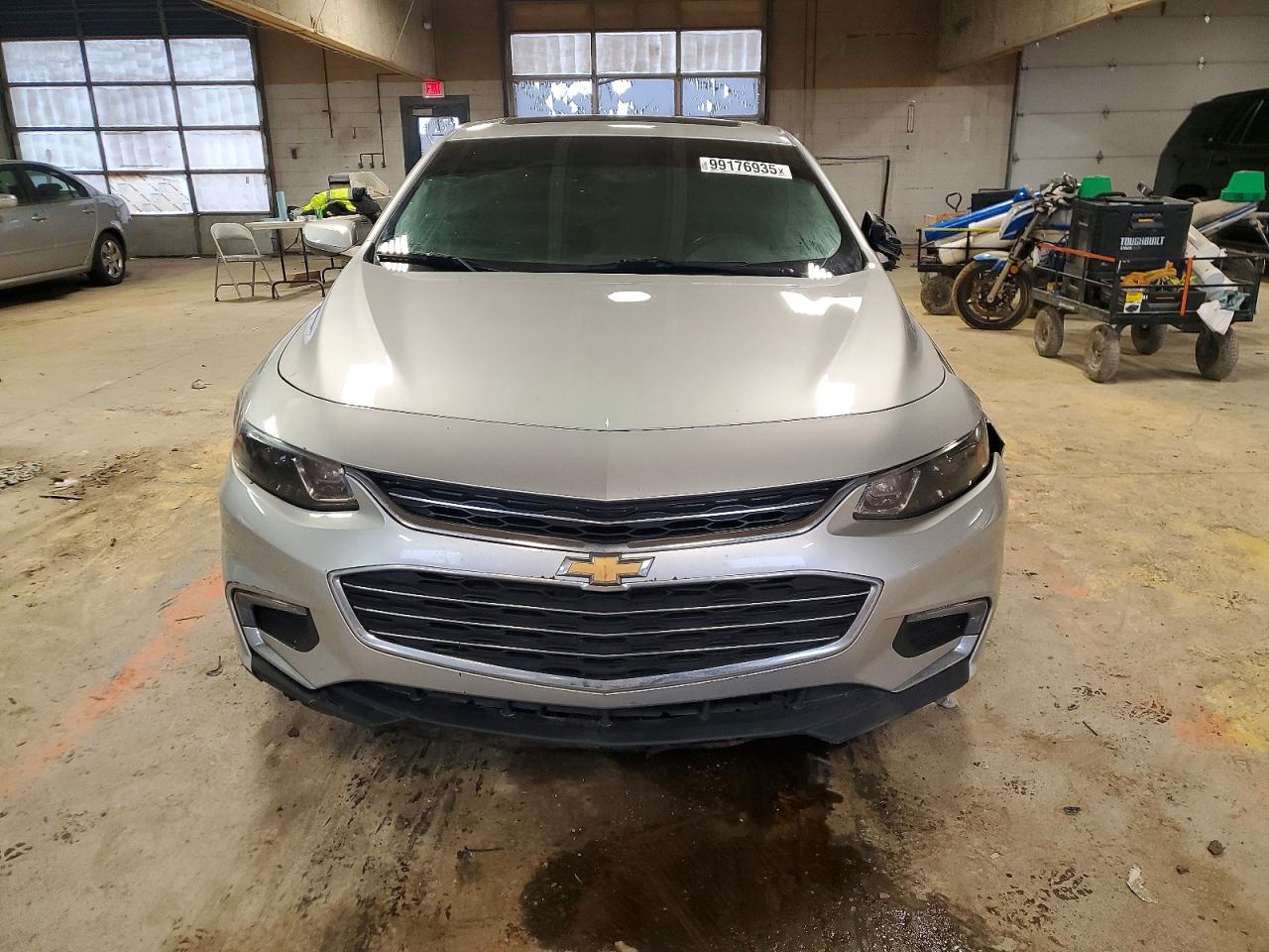 2017 CHEVROLET MALIBU LT photo 5