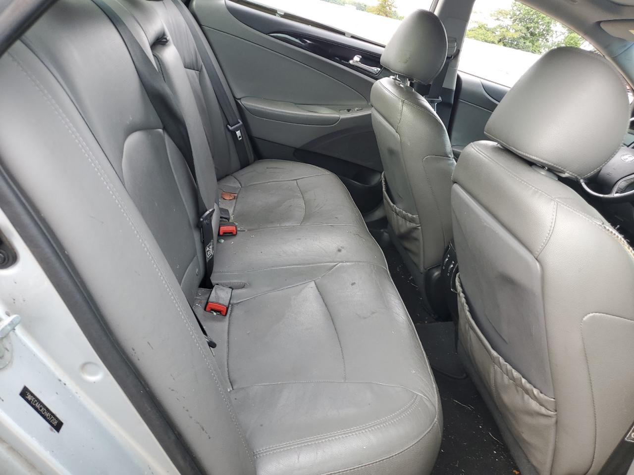 2012 HYUNDAI SONATA SE photo 10