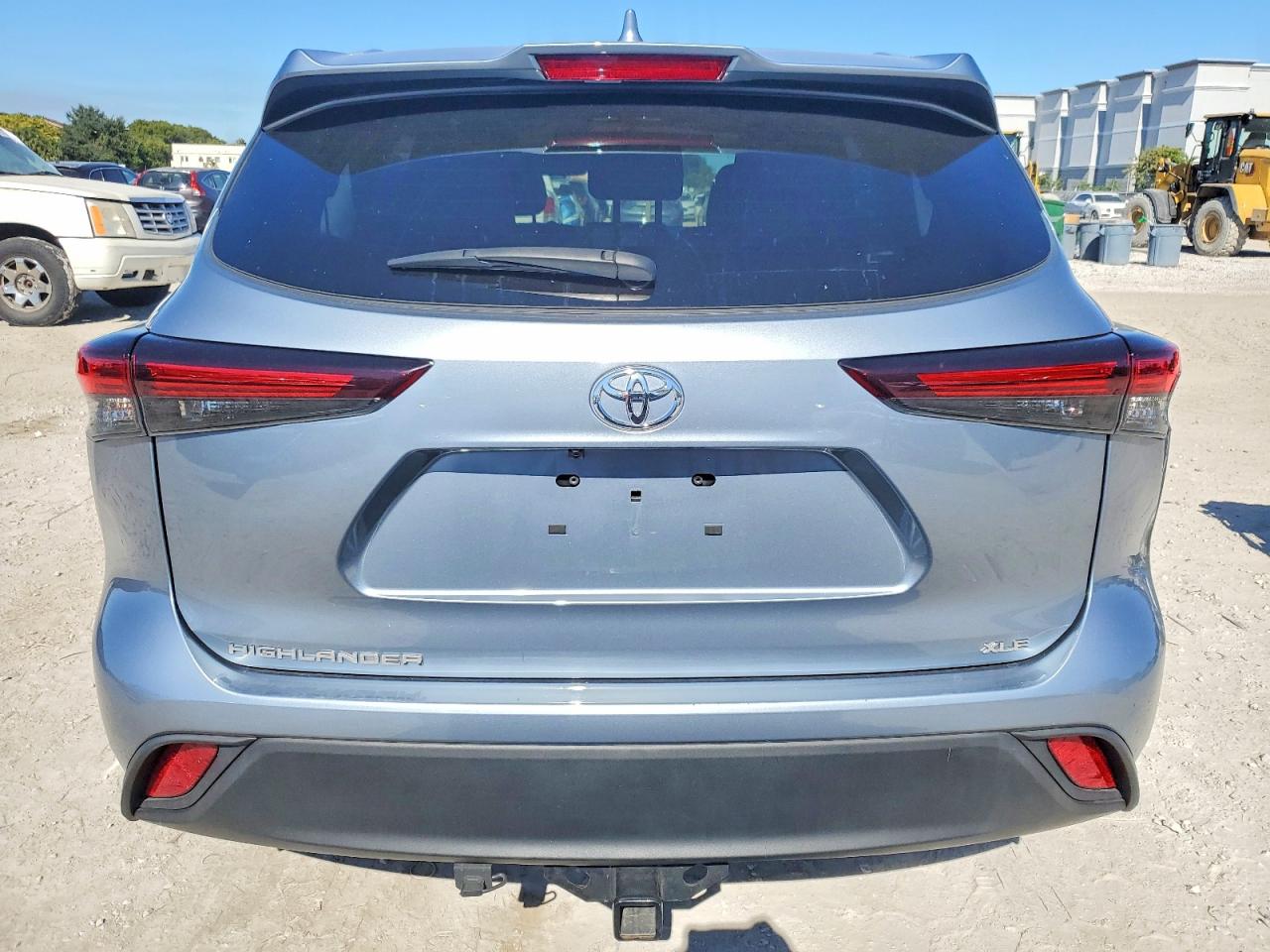 2024 TOYOTA HIGHLANDER LE photo 6