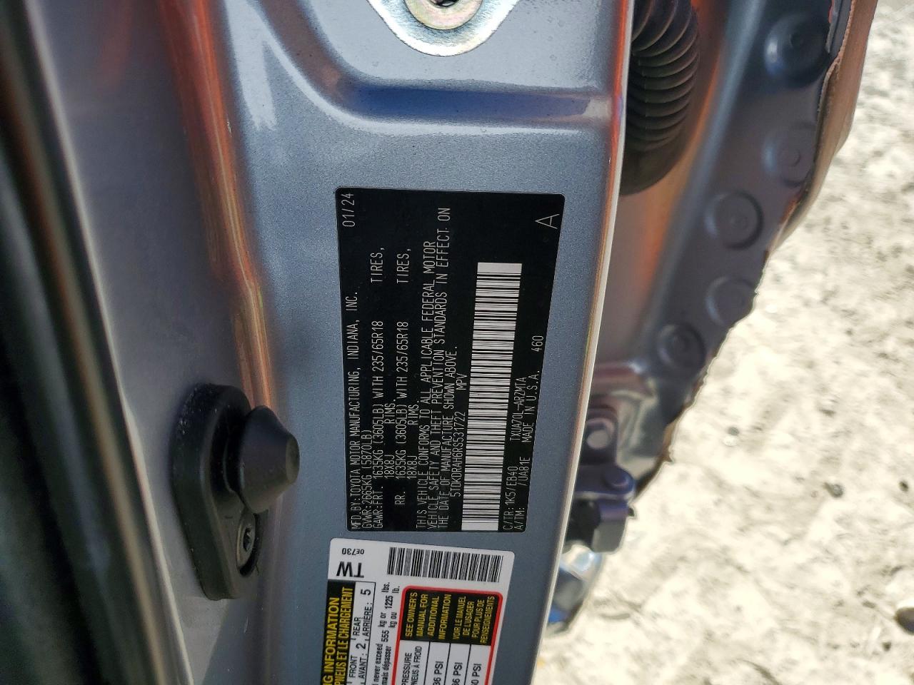 2024 TOYOTA HIGHLANDER LE photo 13