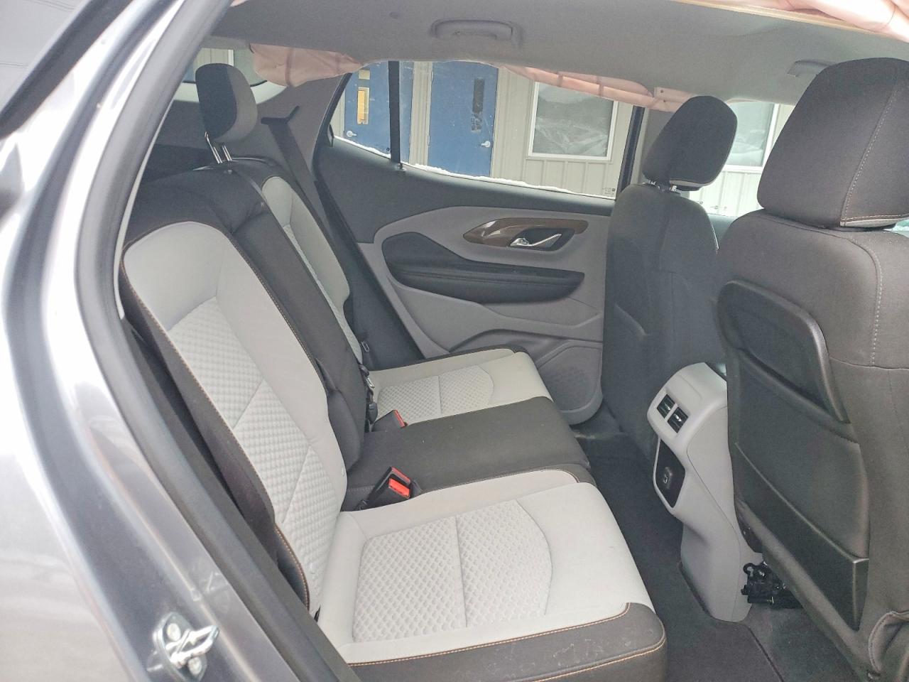2018 GMC TERRAIN SLE photo 11