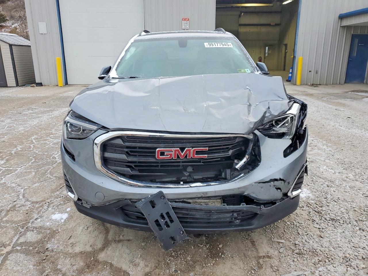 2018 GMC TERRAIN SLE photo 5