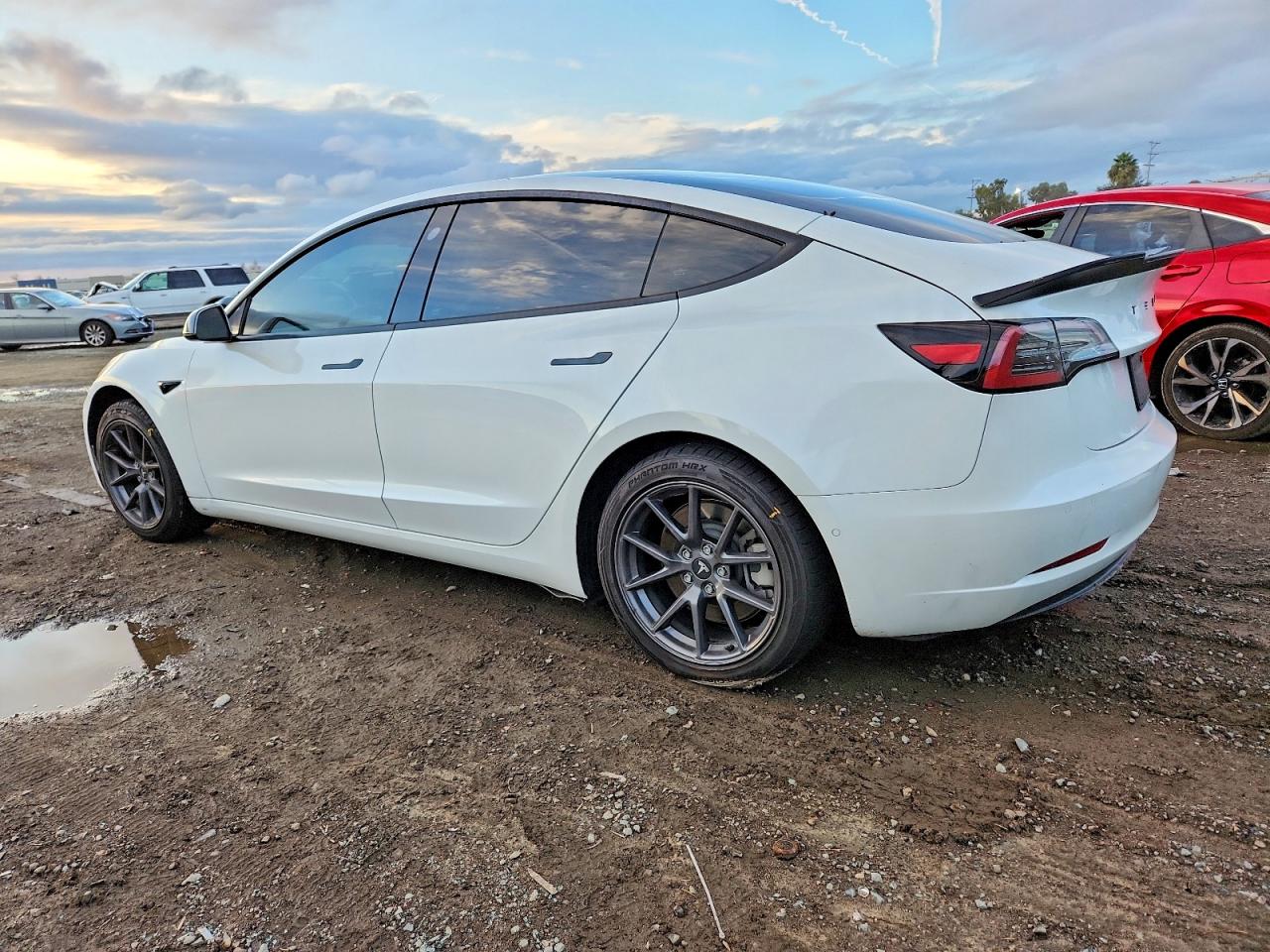 2021 TESLA MODEL 3 photo 2
