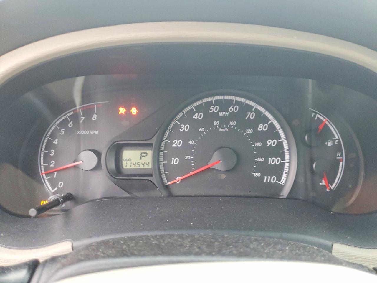 2013 TOYOTA SIENNA LE photo 9