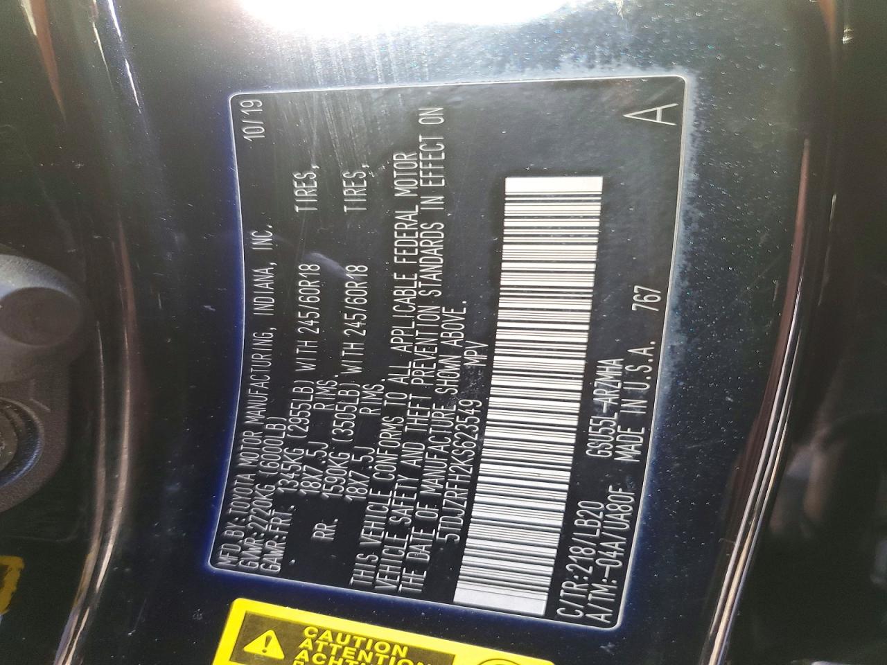 2019 TOYOTA HIGHLANDER SE photo 13