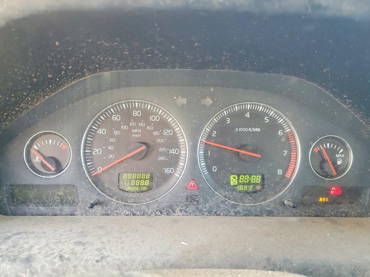 2005 VOLVO XC70 photo 9