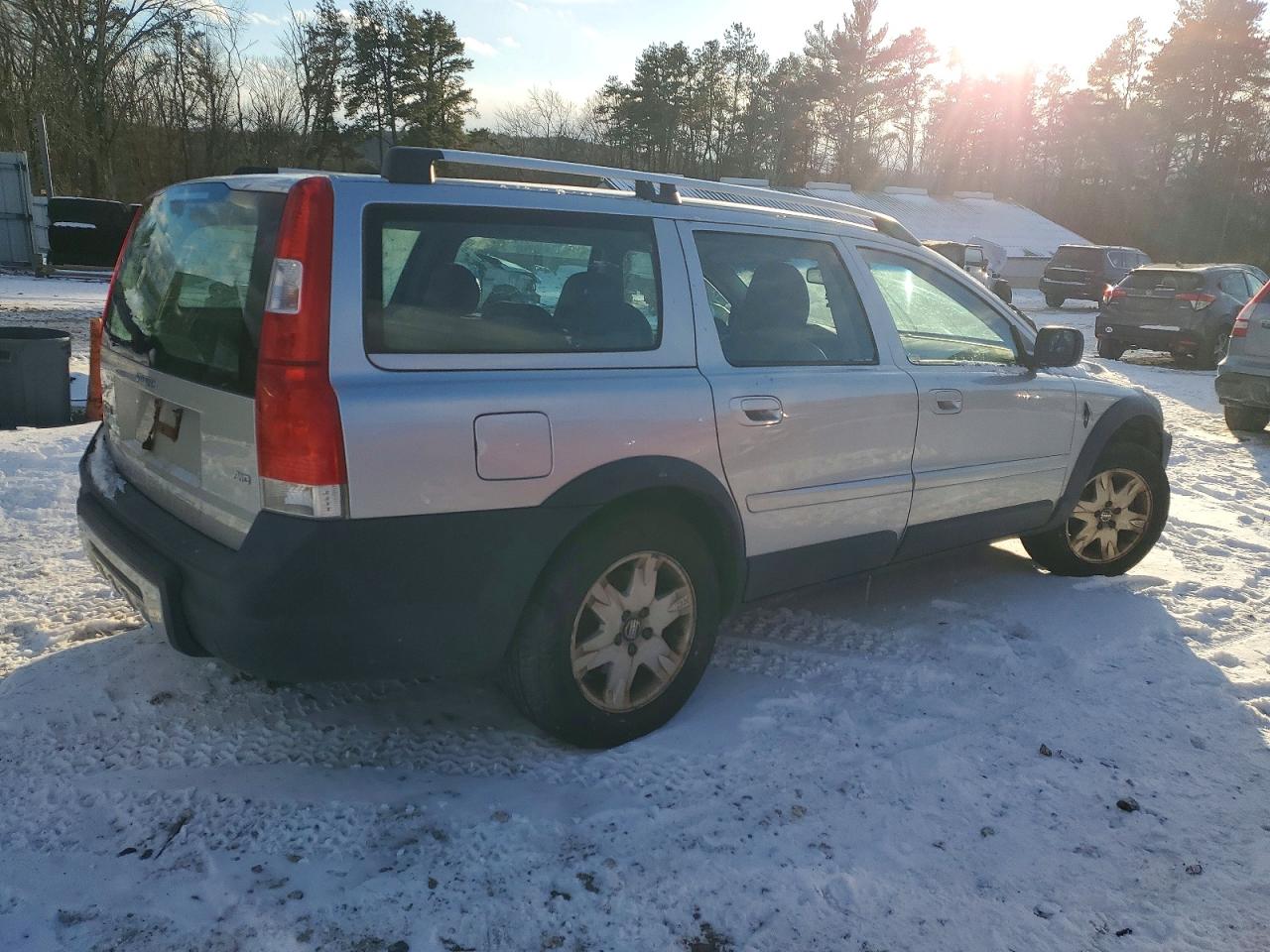 2005 VOLVO XC70 photo 3